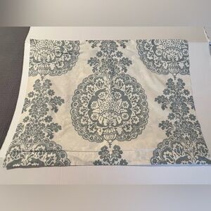Pottery Barn Luciana medallion standard sham  26x20 ". 100% cotton 5% organic